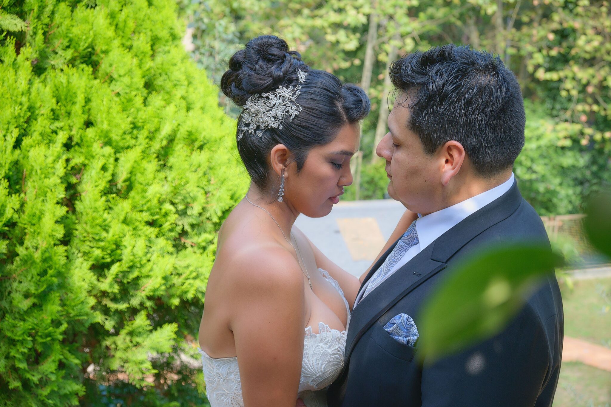 ¿Álbum de Boda o Solo Fotos Digitales? La Belleza de Tus Recuerdos Impresos
